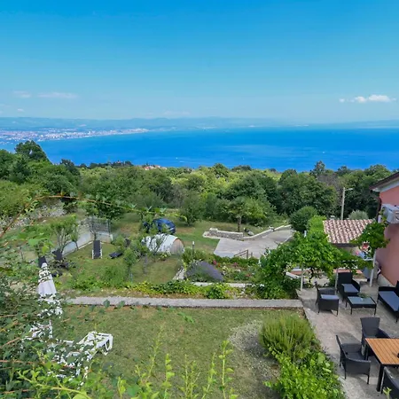 Lily-dog Friendly, Private Jaccuzzi&spa,shared Infinity Pool, Sea View Holiday home Dobrec