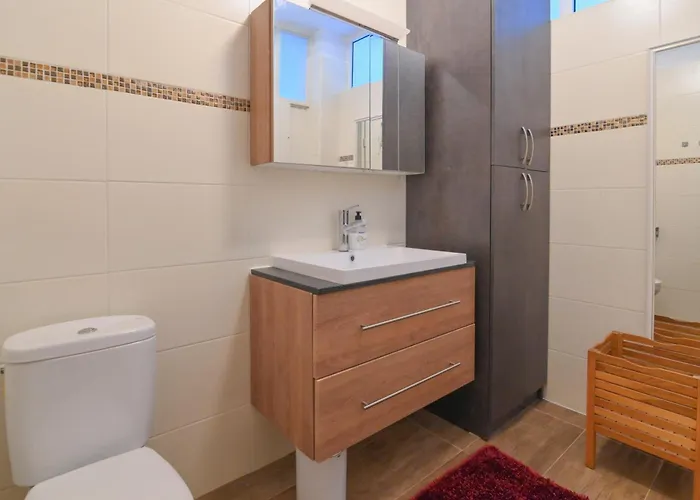 Lily Casa de Férias Dobreć